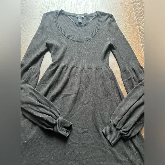 Black Puffy Long Sleeve Mini Sweater Dress Small H&M - Picture 3 of 7